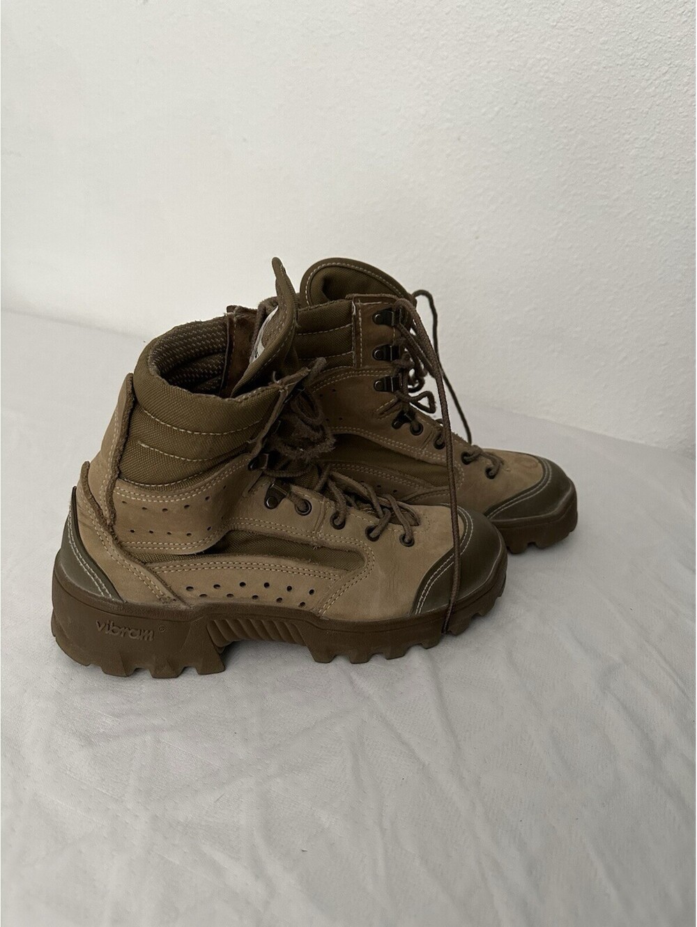 Bates Women’s Tactical Boots Vibram Leather Military Tan Work